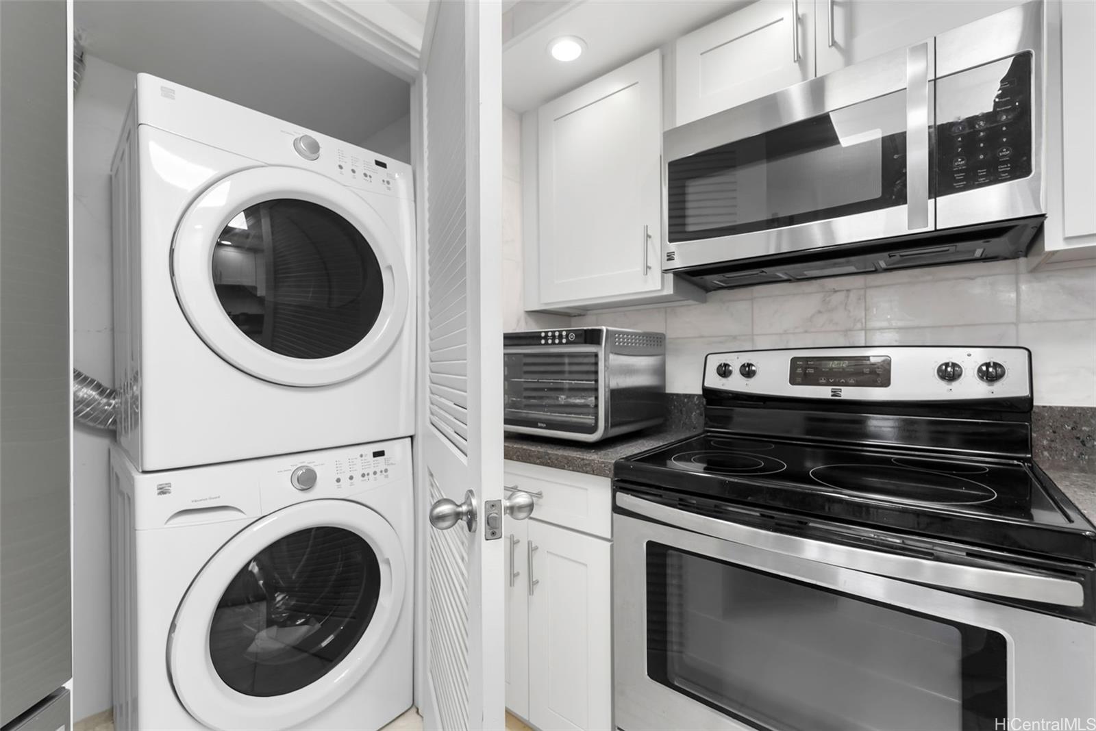 Waikiki Landmark condo # 1903, Honolulu, Hawaii - photo 8 of 25