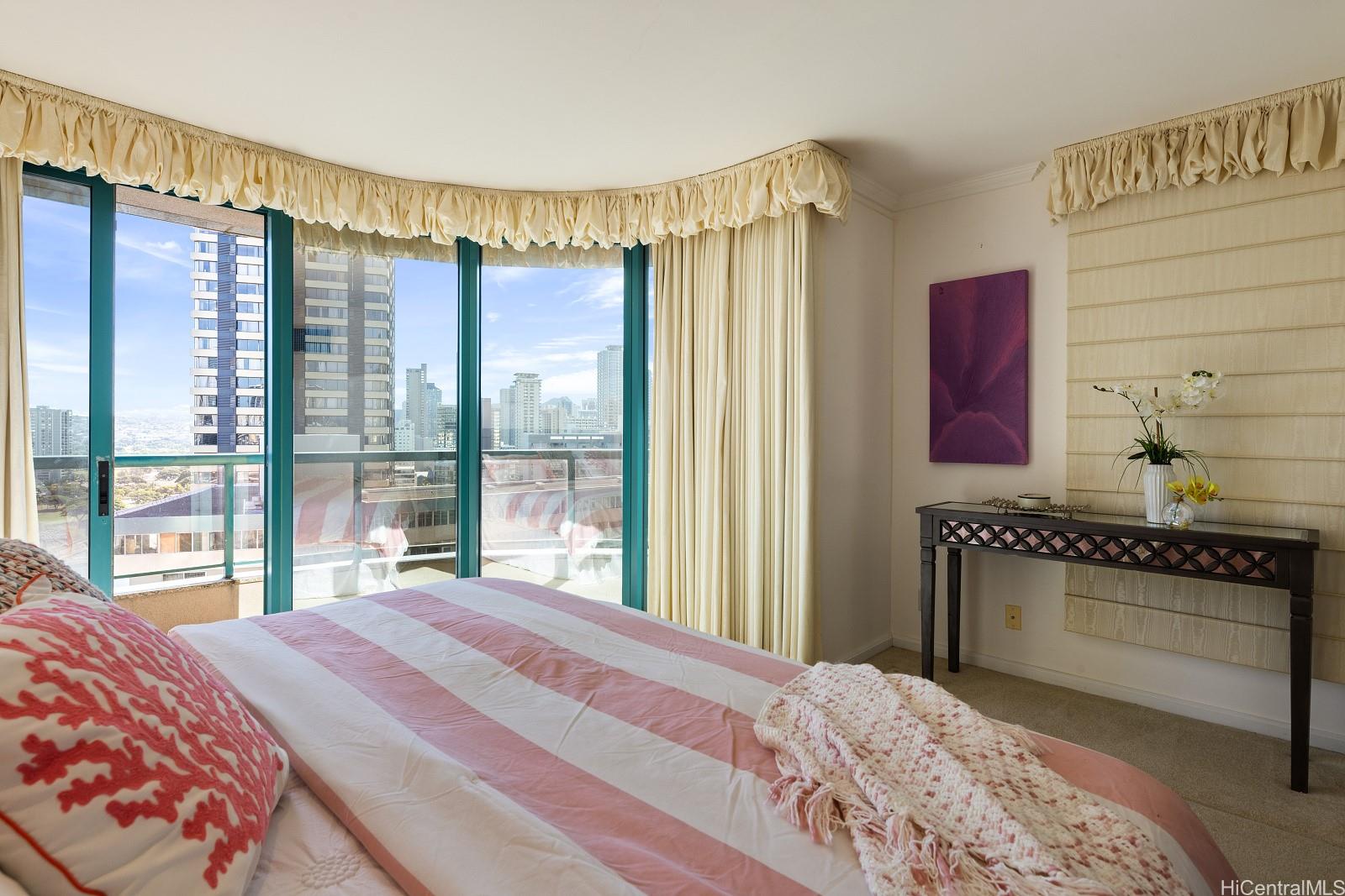 Waikiki Landmark condo # 2201 (Mauka Tower), Honolulu, Hawaii - photo 11 of 24