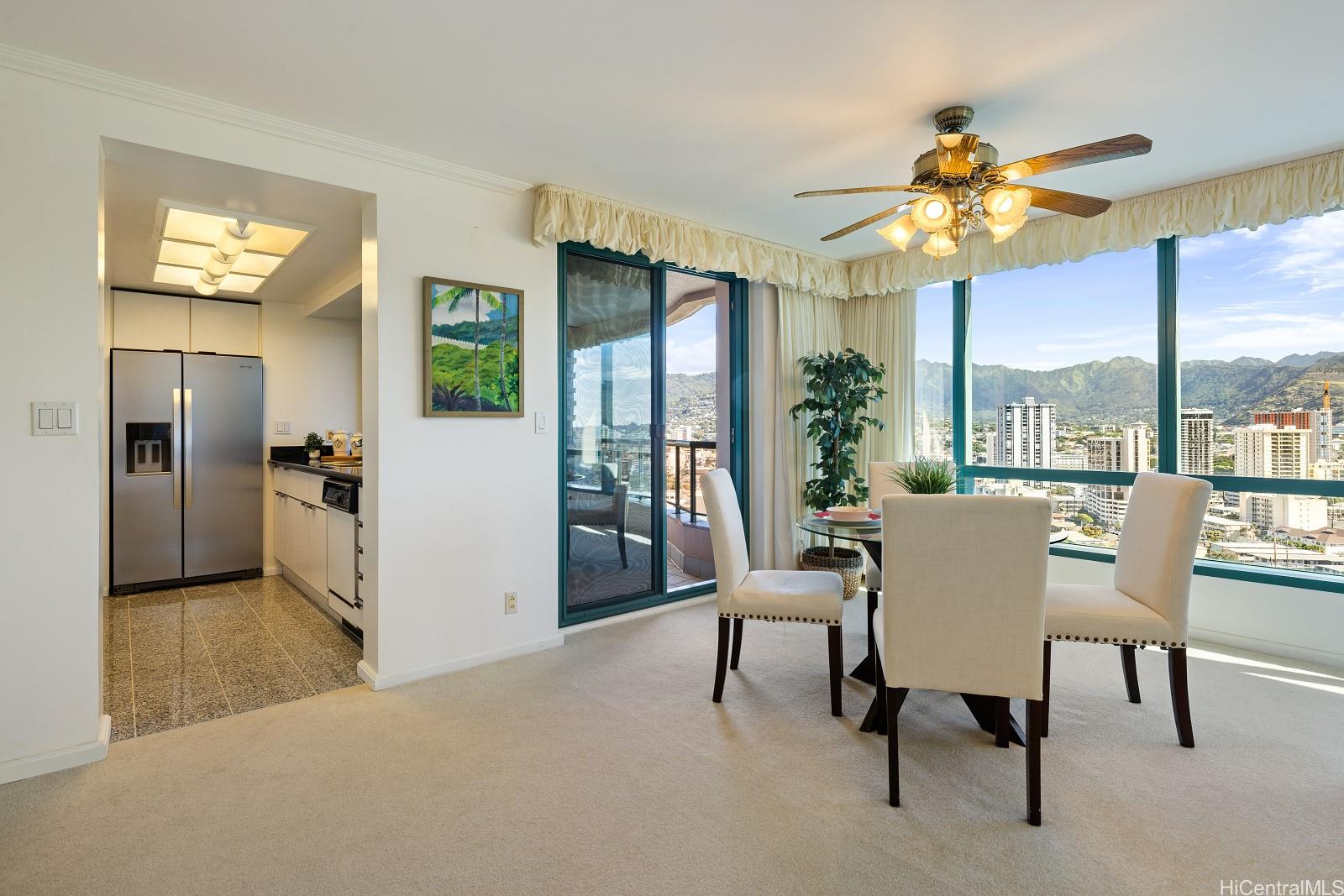 Waikiki Landmark condo # 2201 (Mauka Tower), Honolulu, Hawaii - photo 4 of 24