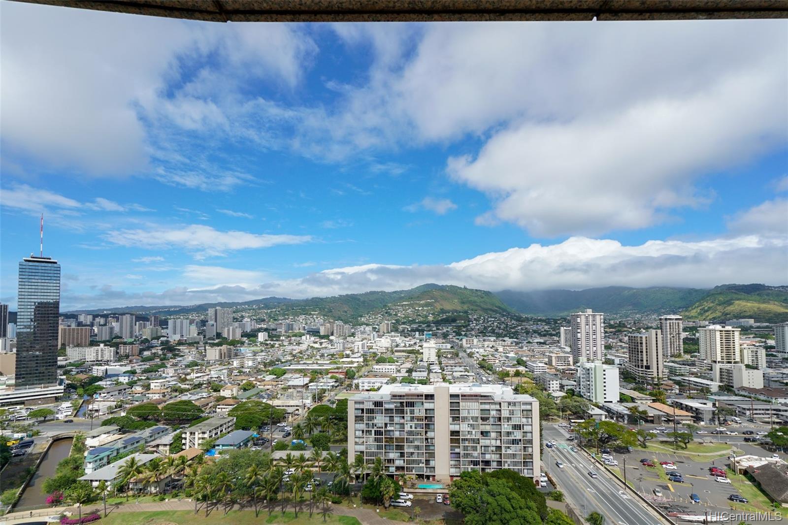Waikiki Landmark condo # 2502, Honolulu, Hawaii - photo 11 of 25