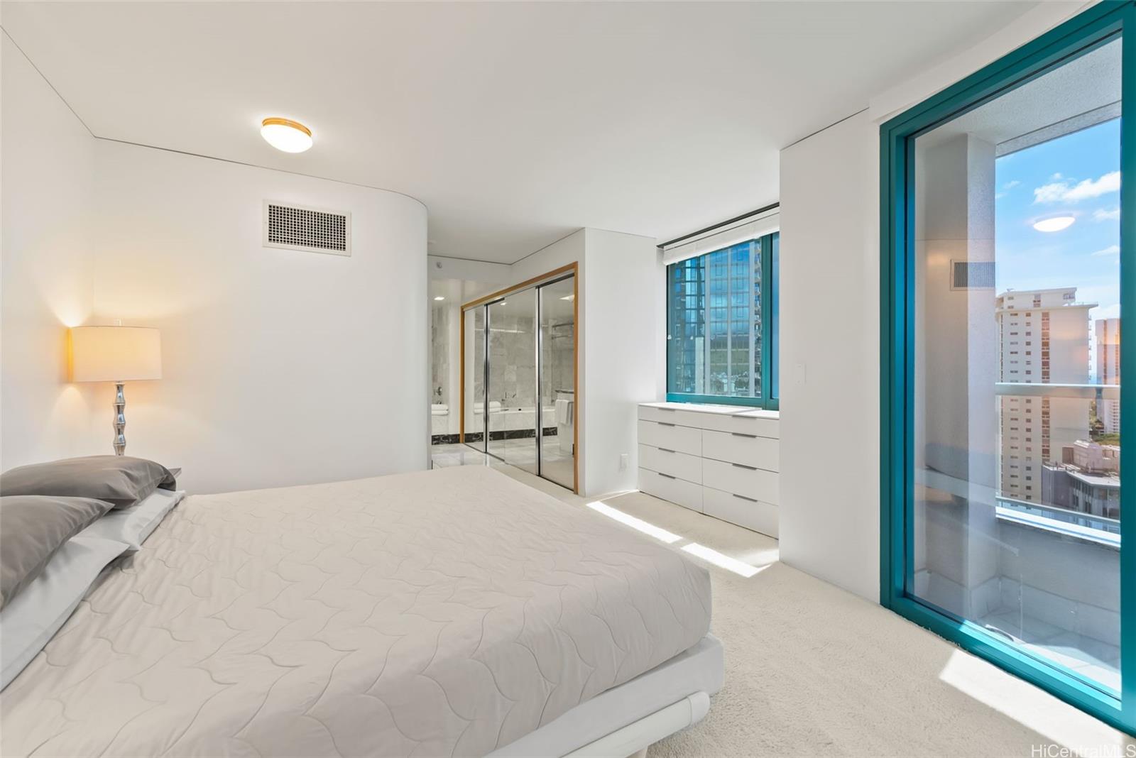 Waikiki Landmark condo # 2502, Honolulu, Hawaii - photo 13 of 25