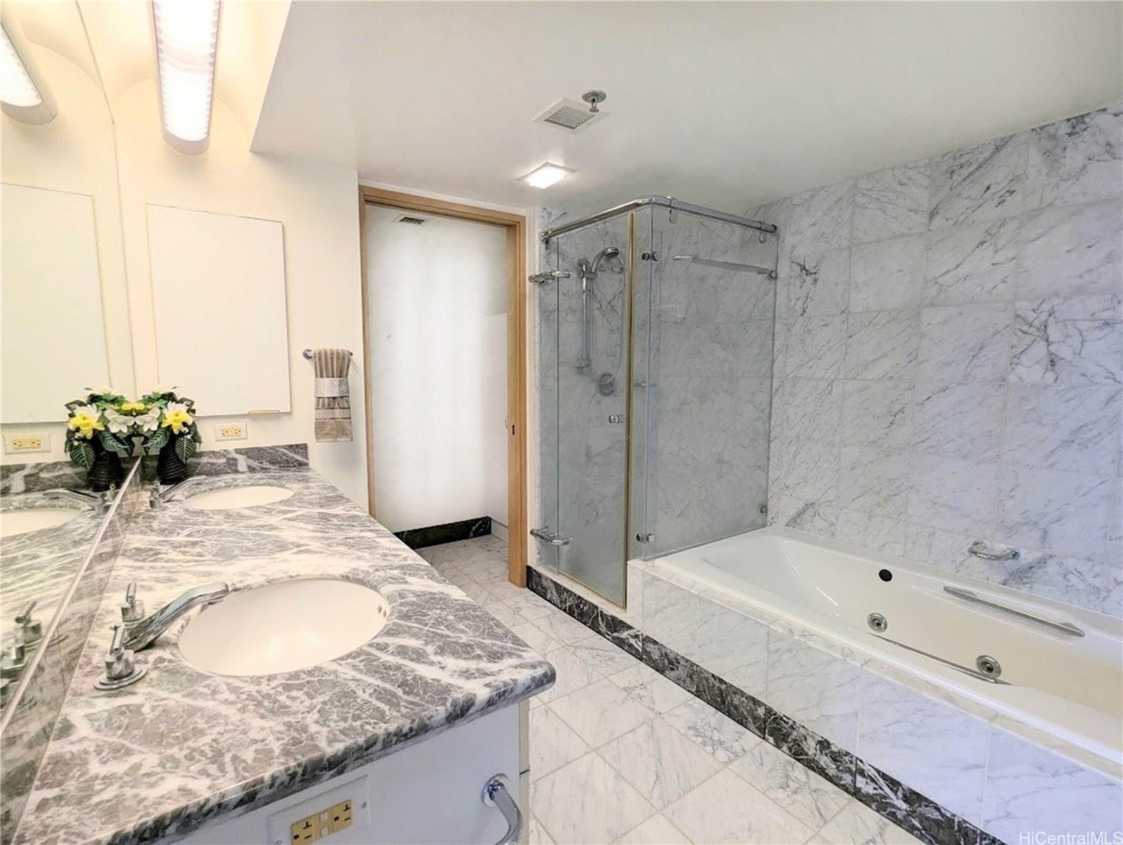 Waikiki Landmark condo # 3005, Honolulu, Hawaii - photo 2 of 25