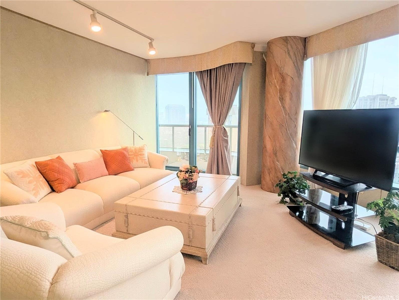 Waikiki Landmark condo # 3005, Honolulu, Hawaii - photo 4 of 25