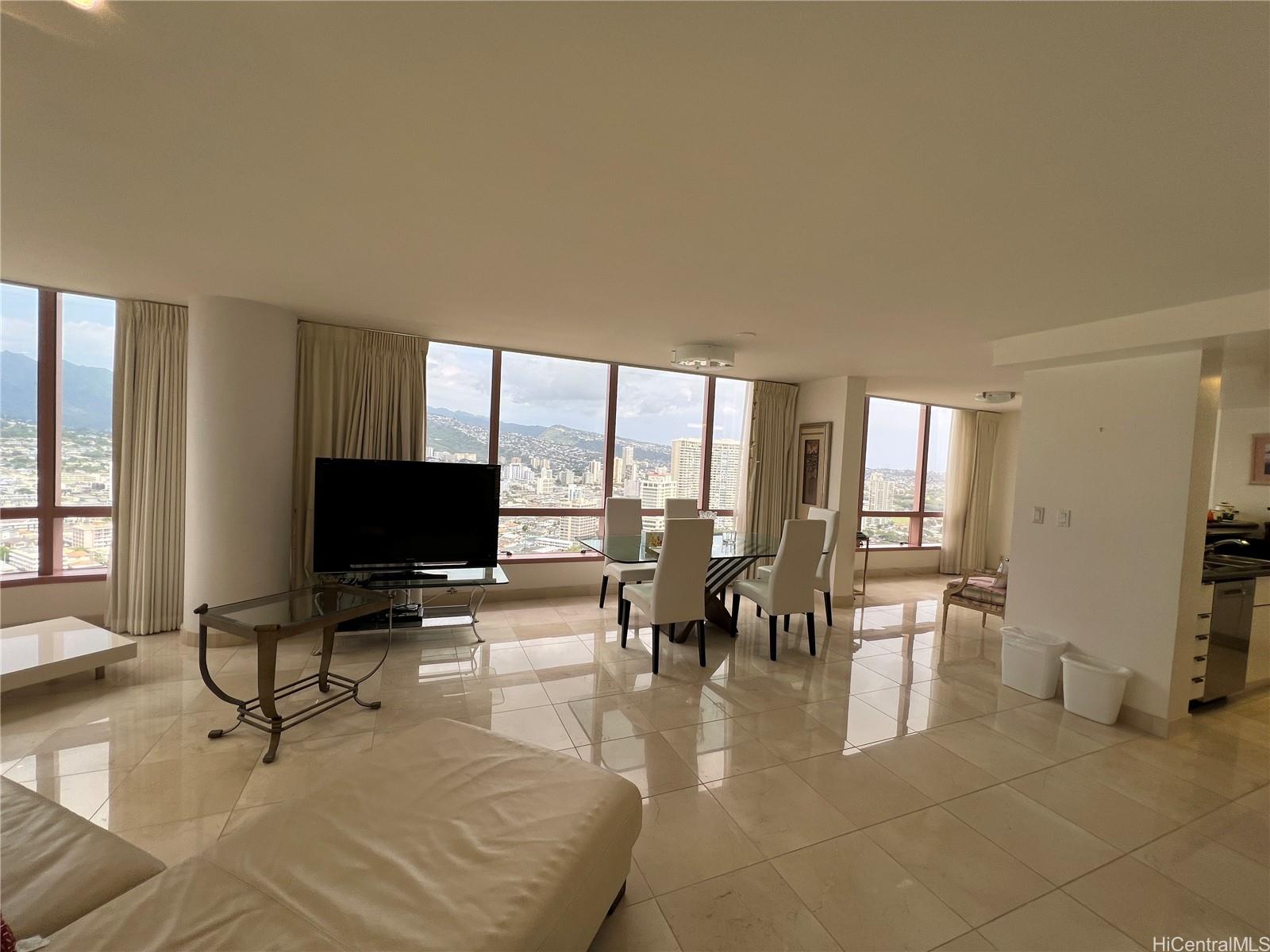 Waikiki Landmark condo # 3302, Honolulu, Hawaii - photo 3 of 8