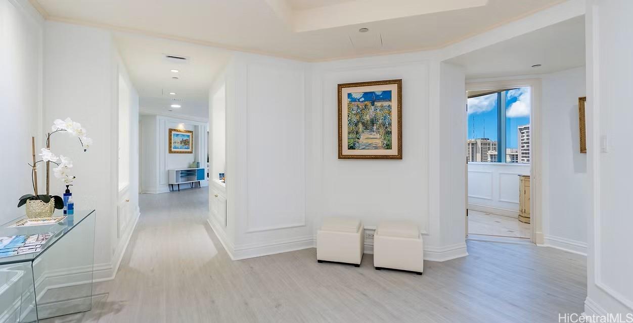 Waikiki Landmark condo # 3504, Honolulu, Hawaii - photo 5 of 25