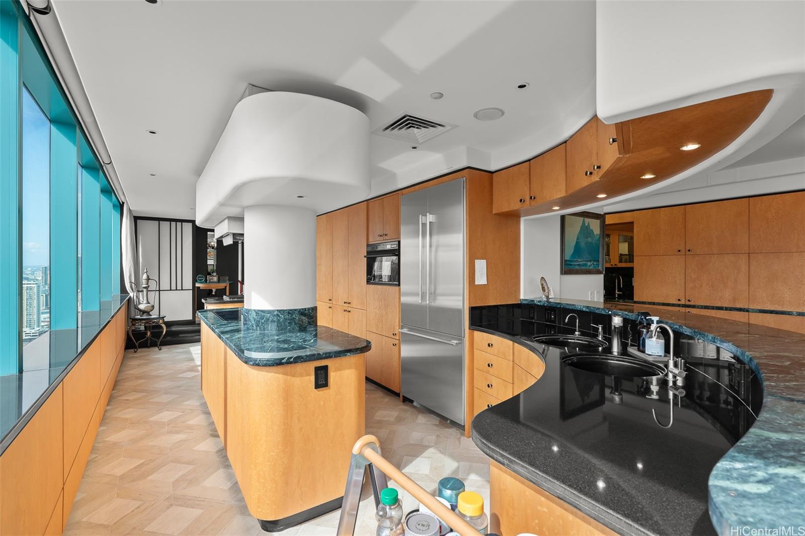 Waikiki Landmark condo # 3704, Honolulu, Hawaii - photo 6 of 22