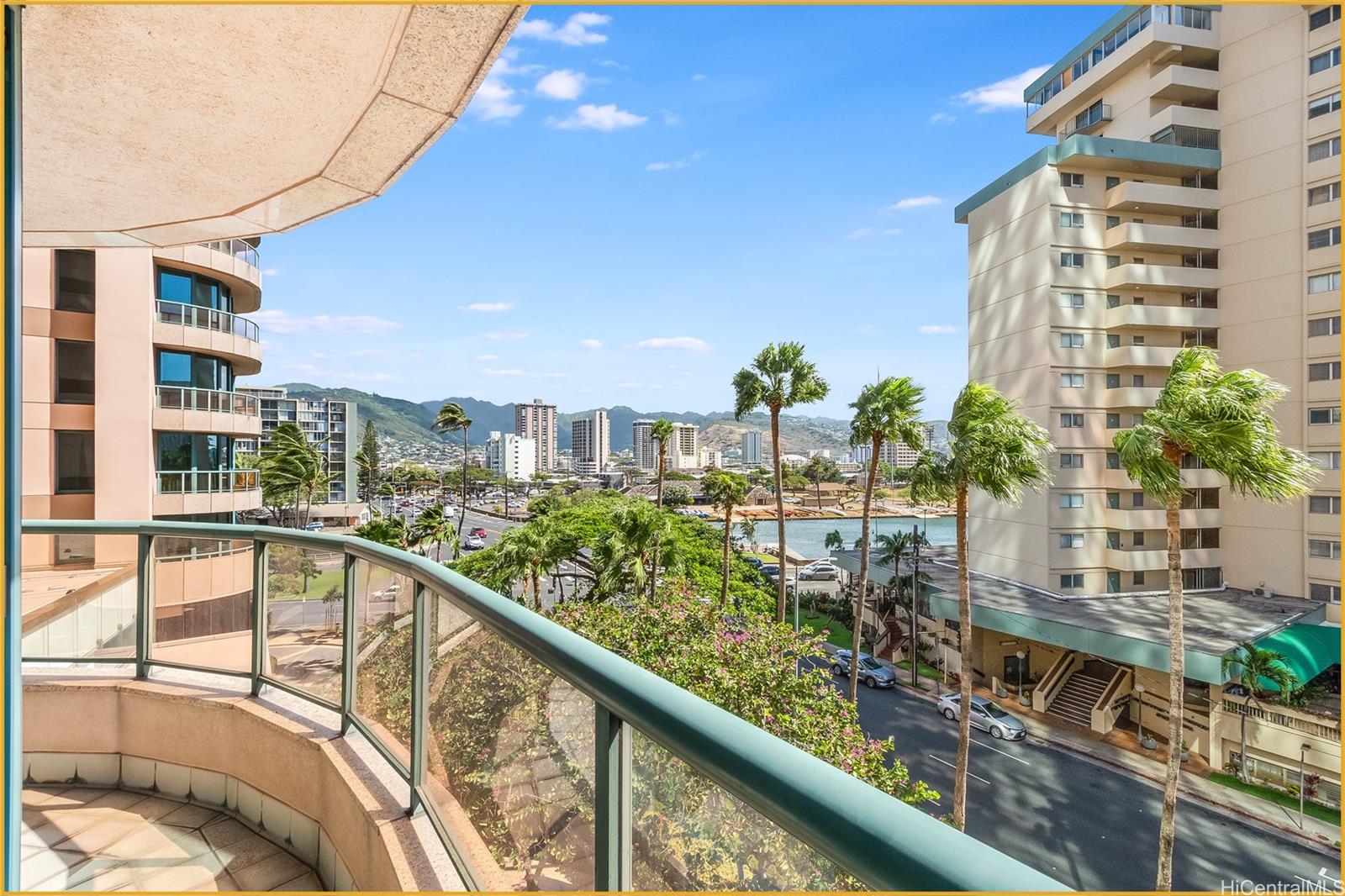 Waikiki Landmark condo # 807, Honolulu, Hawaii - photo 4 of 25