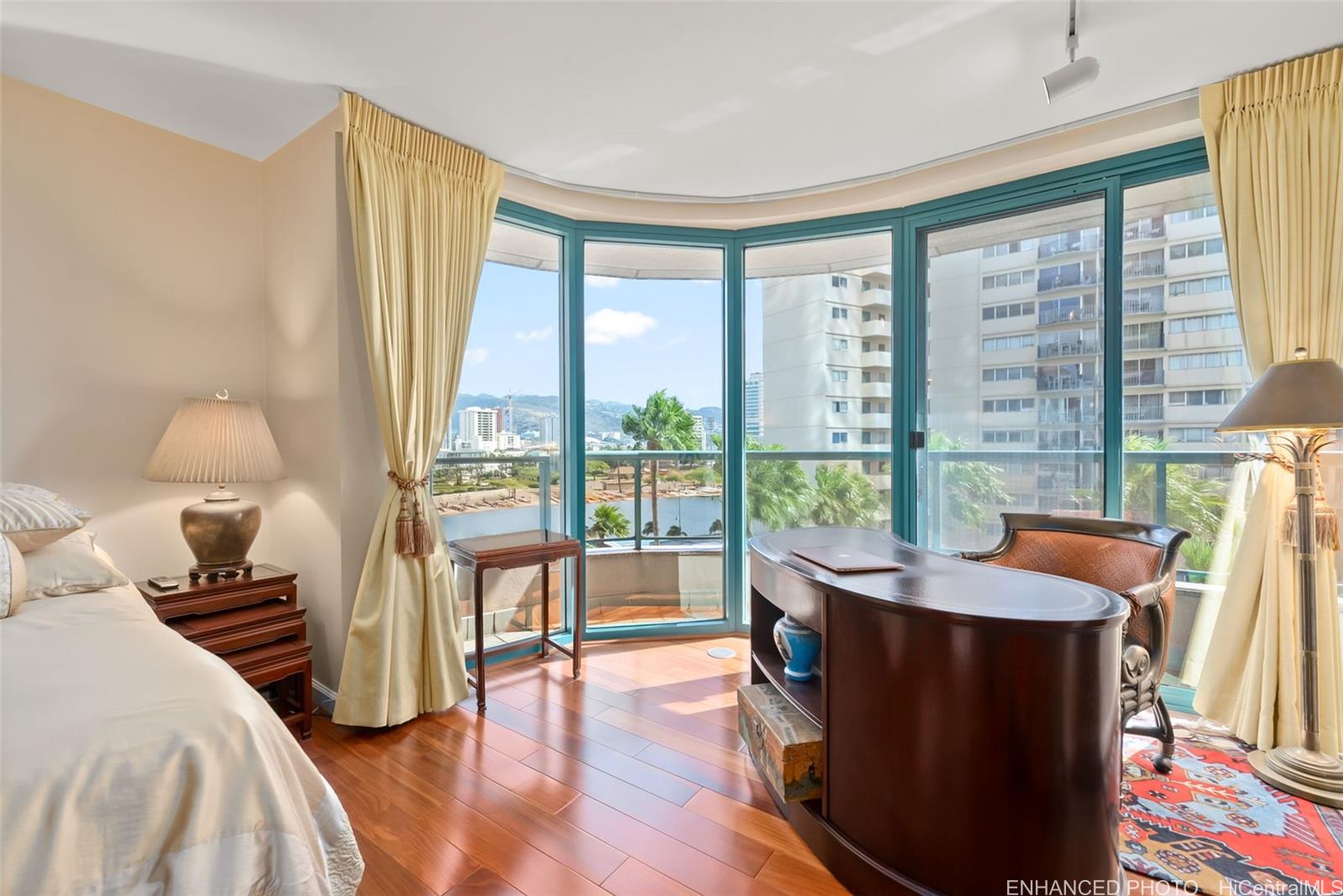 Waikiki Landmark condo # 907, Honolulu, Hawaii - photo 14 of 25