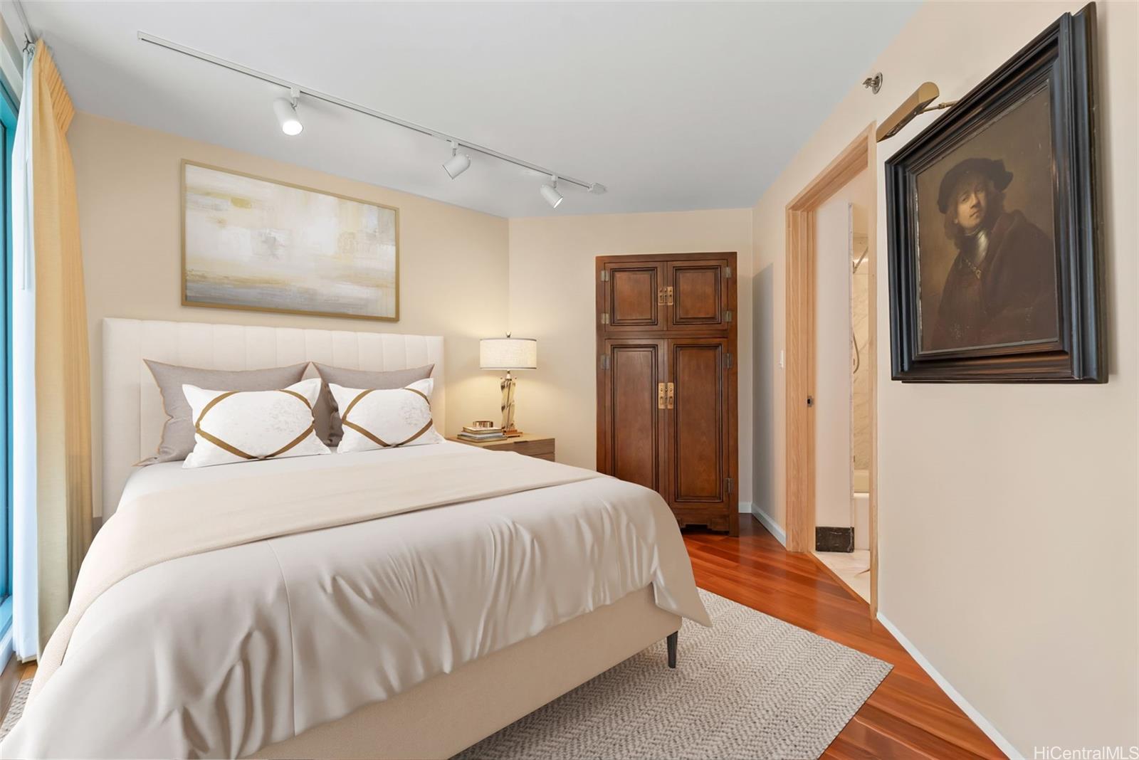 Waikiki Landmark condo # 907, Honolulu, Hawaii - photo 20 of 25