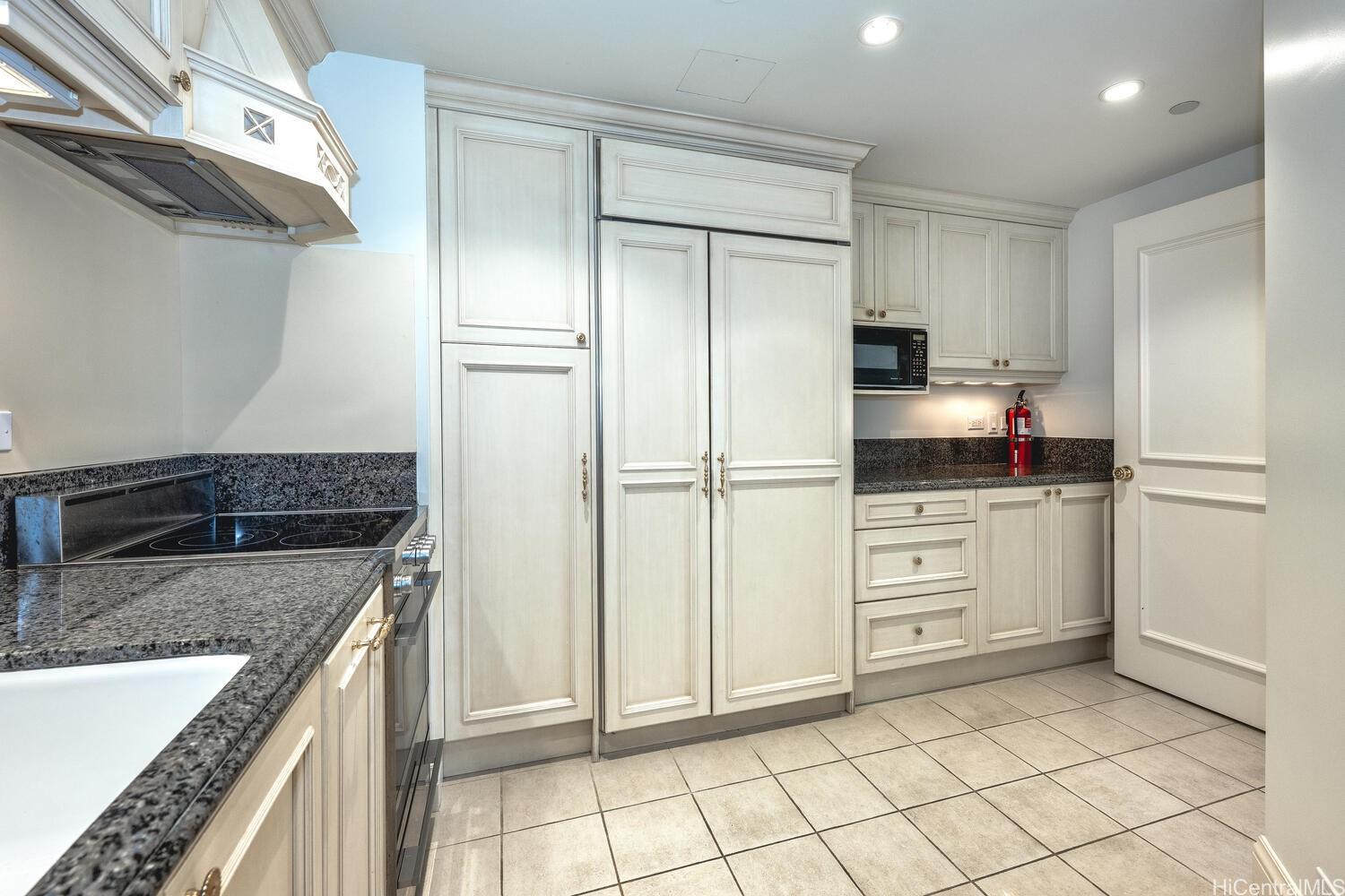 Waikiki Landmark condo # PH 3503, Honolulu, Hawaii - photo 7 of 25