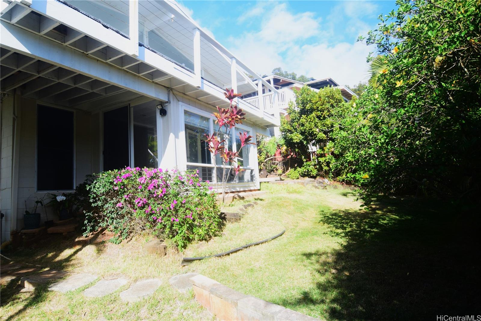 1889  Halekoa Drive Waialae Nui Rdge, Diamond Head home - photo 15 of 21