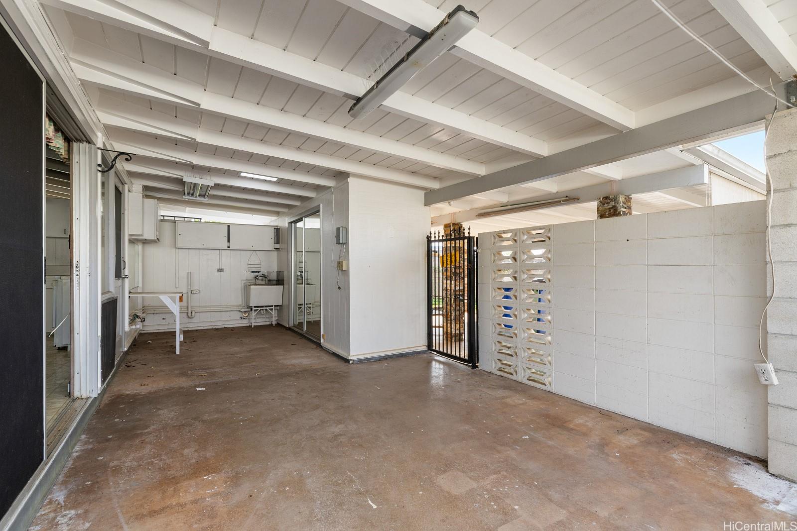 1892  Hookupa St Pearl City-upper, PearlCity home - photo 6 of 24