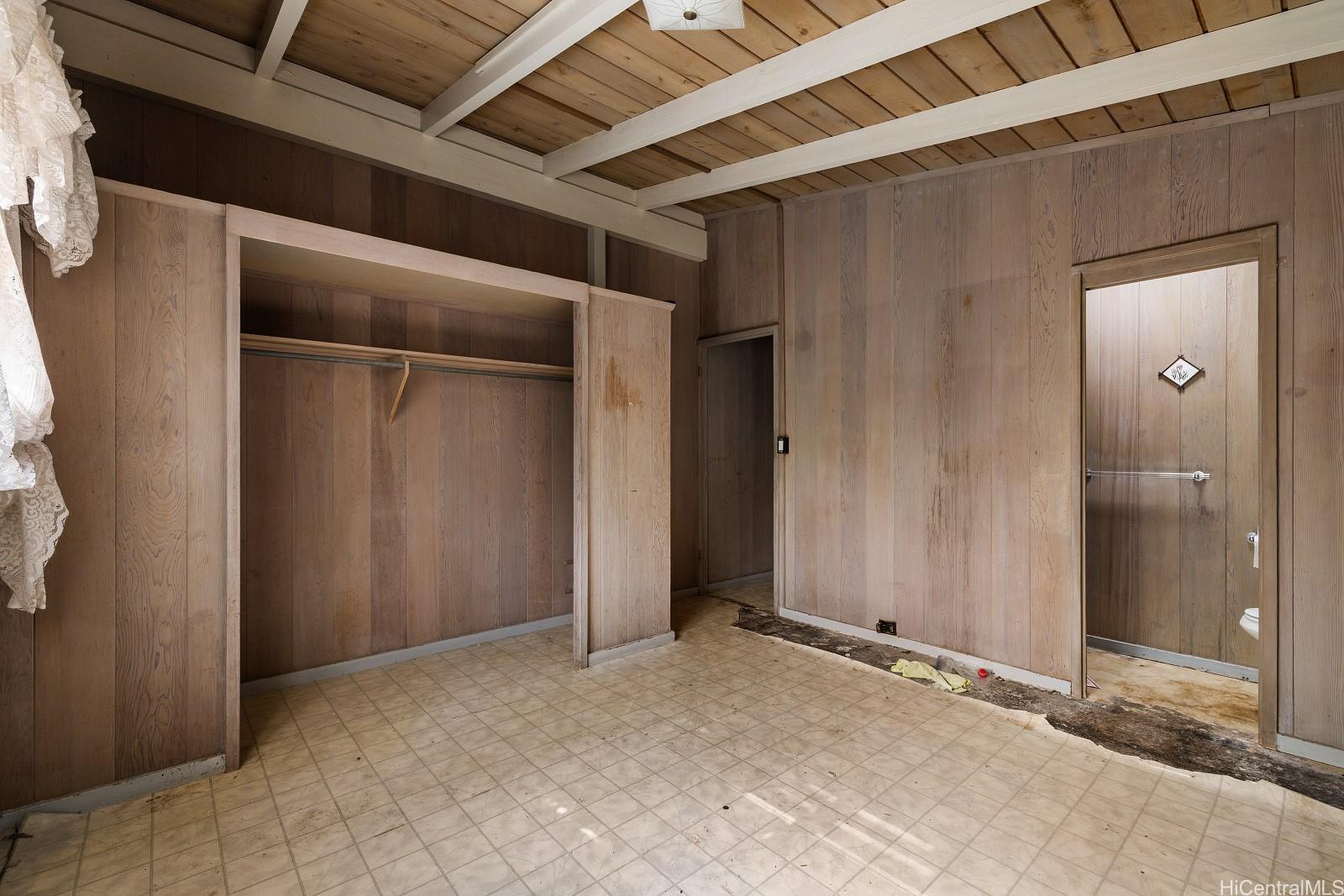 1892  Hookupa St Pearl City-upper, PearlCity home - photo 8 of 24