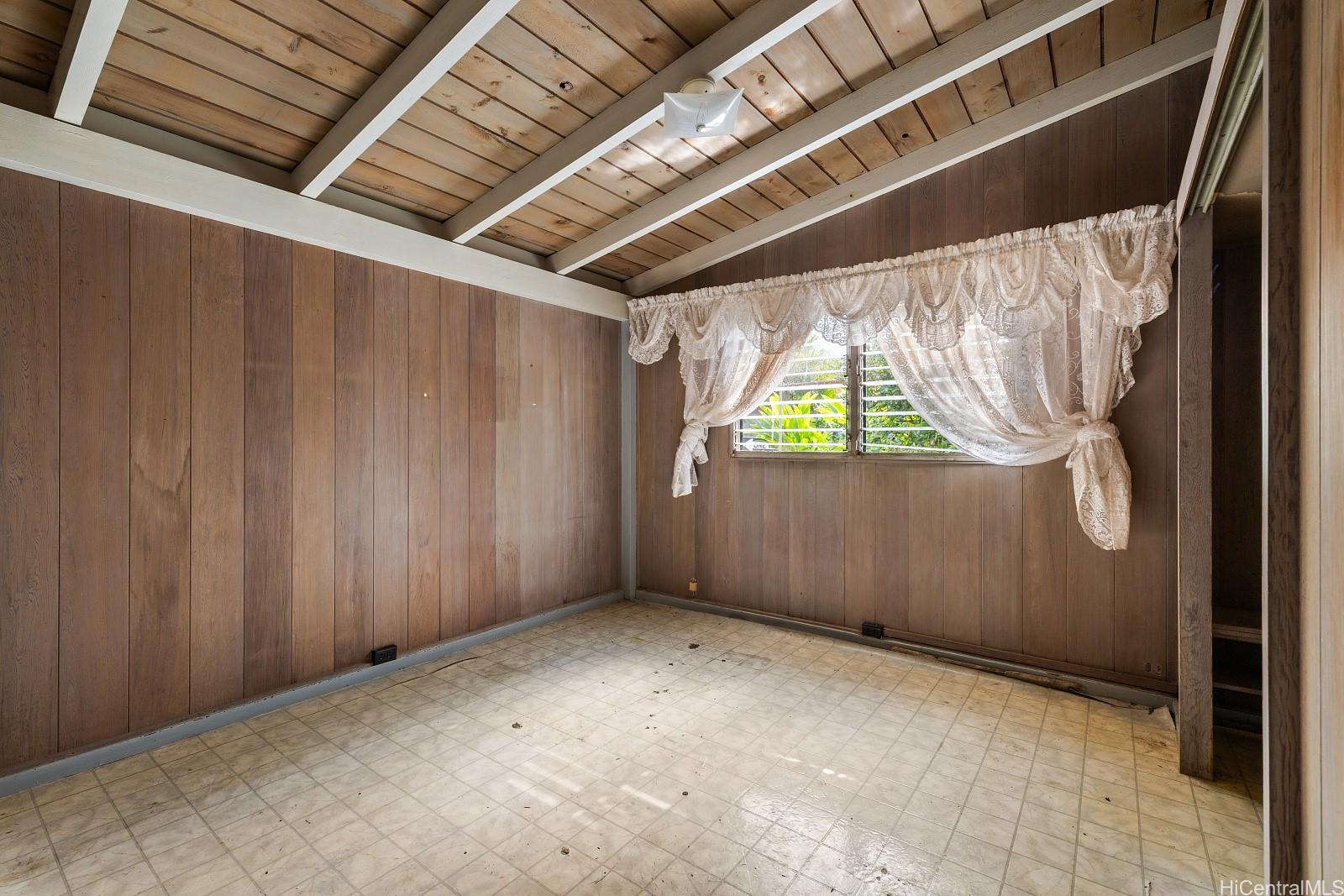 1892  Hookupa St Pearl City-upper, PearlCity home - photo 9 of 24