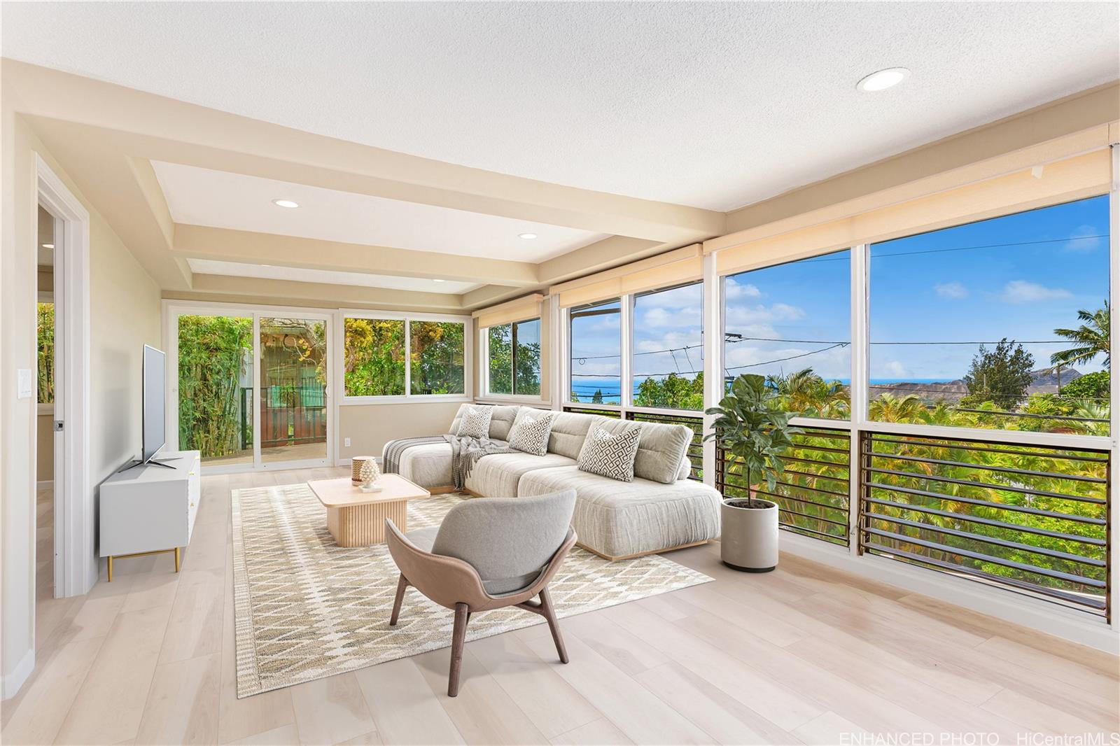 1898  Iwi Way Maunalani Heights, Diamond Head home - photo 2 of 25