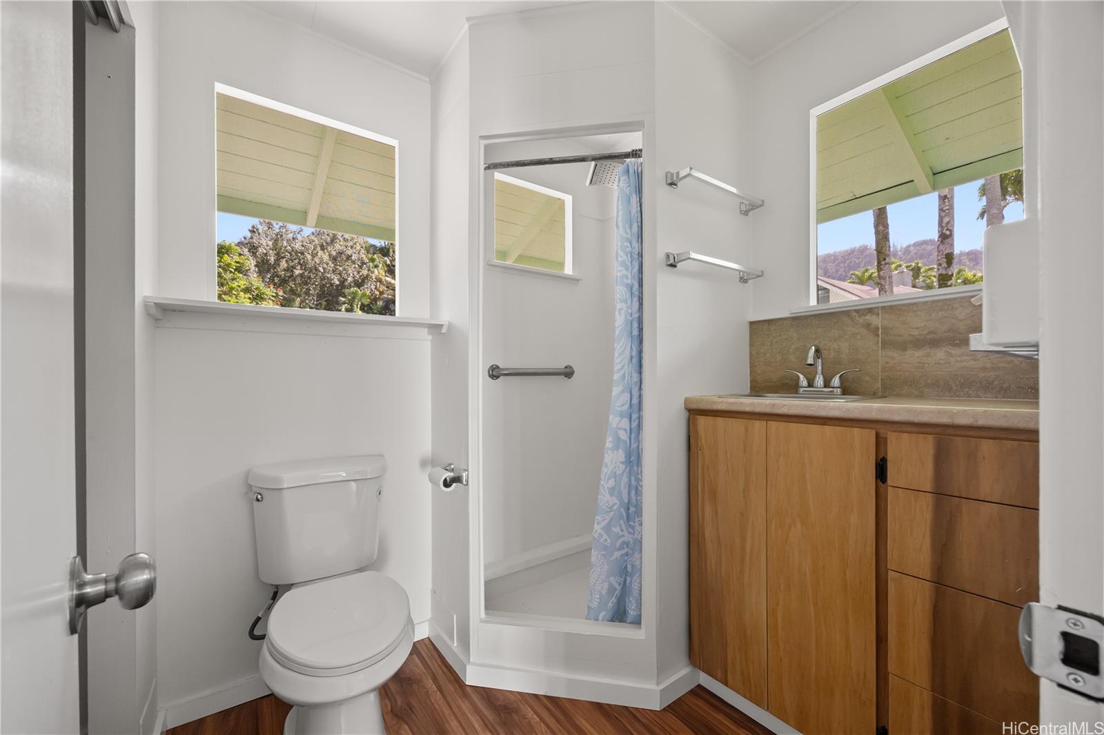 19  Hinalo Place Dowsett, Honolulu home - photo 17 of 25