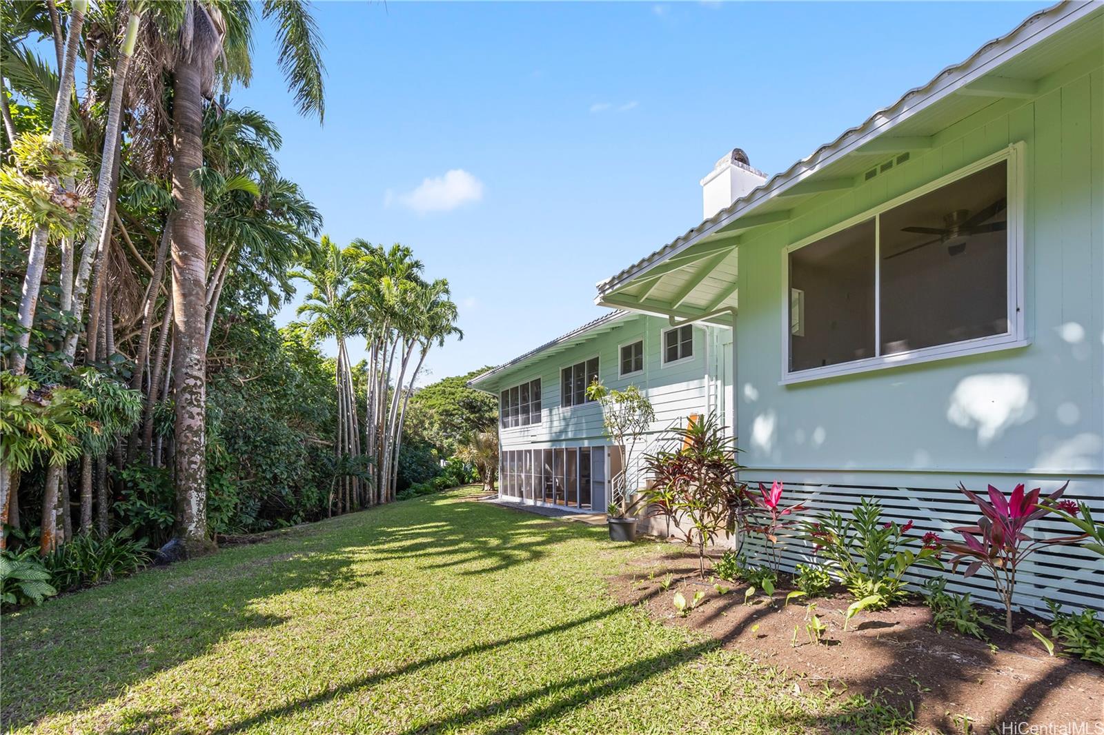 19  Hinalo Place Dowsett, Honolulu home - photo 21 of 25
