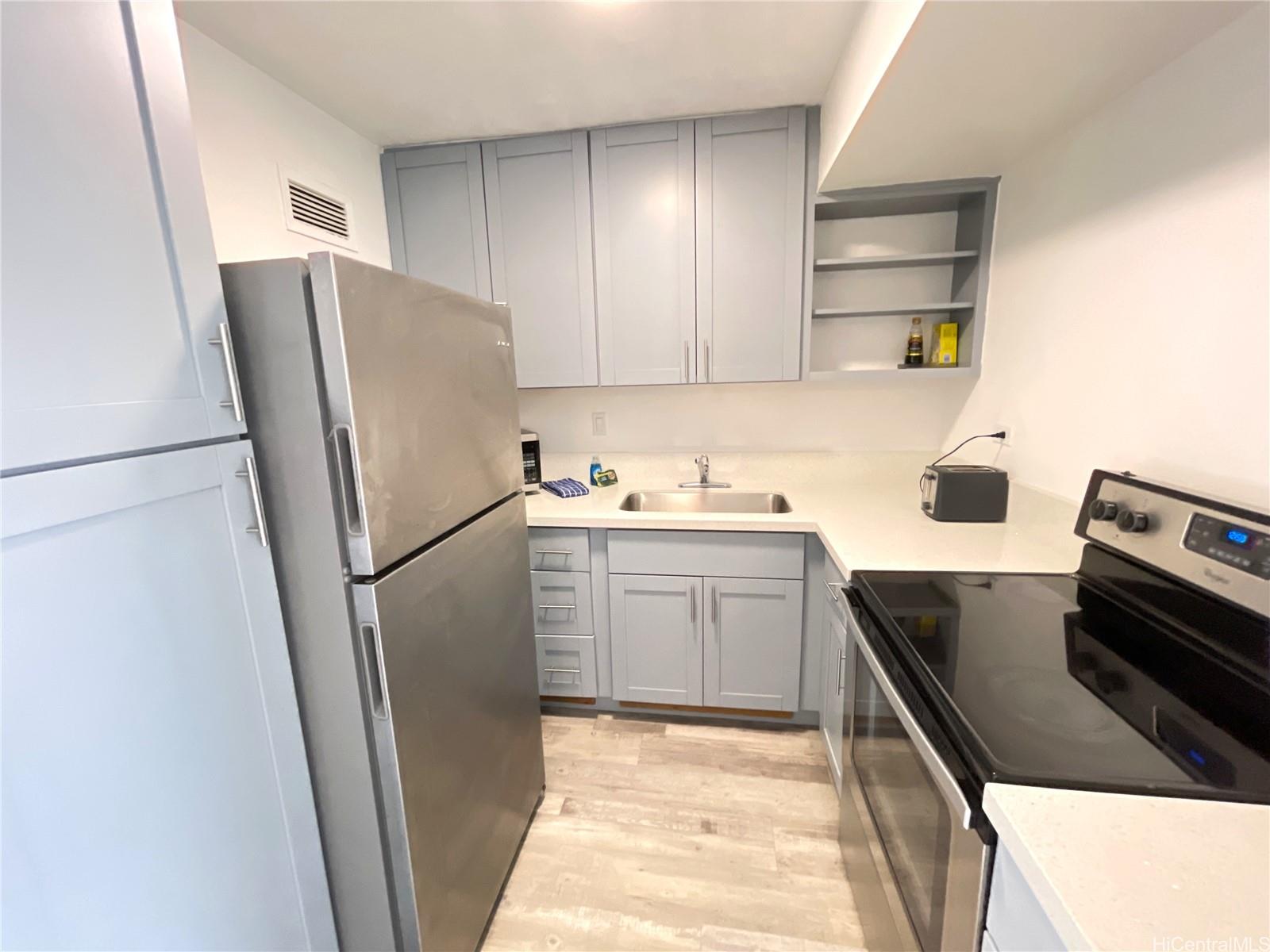 Royal Aloha condo # 1003, Honolulu, Hawaii - photo 5 of 20