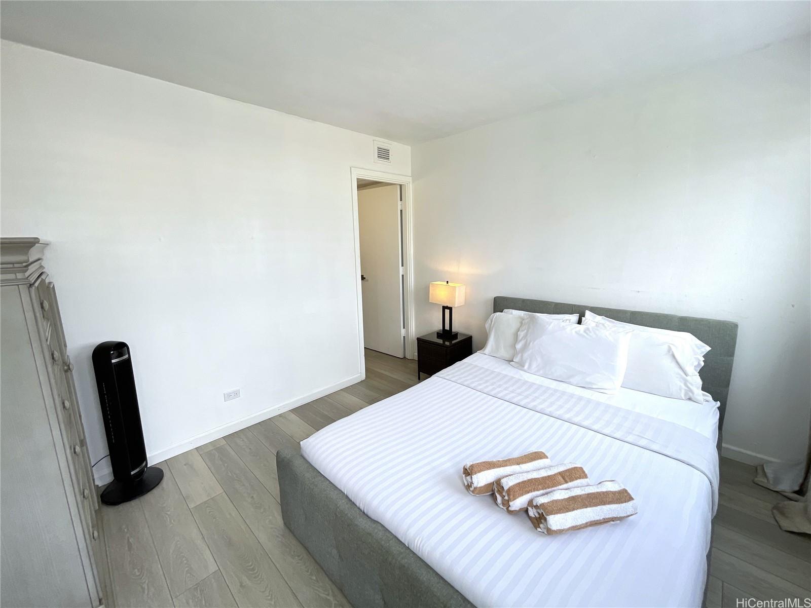 Royal Aloha condo # 1003, Honolulu, Hawaii - photo 7 of 20