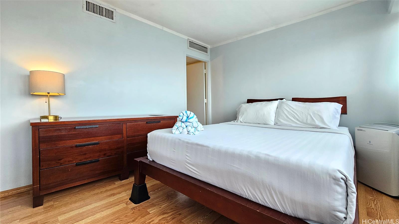 Royal Aloha condo # 1103, Honolulu, Hawaii - photo 6 of 18