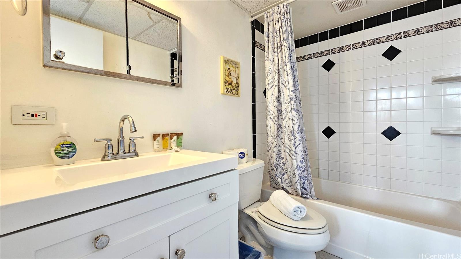 Royal Aloha condo # 1103, Honolulu, Hawaii - photo 7 of 18