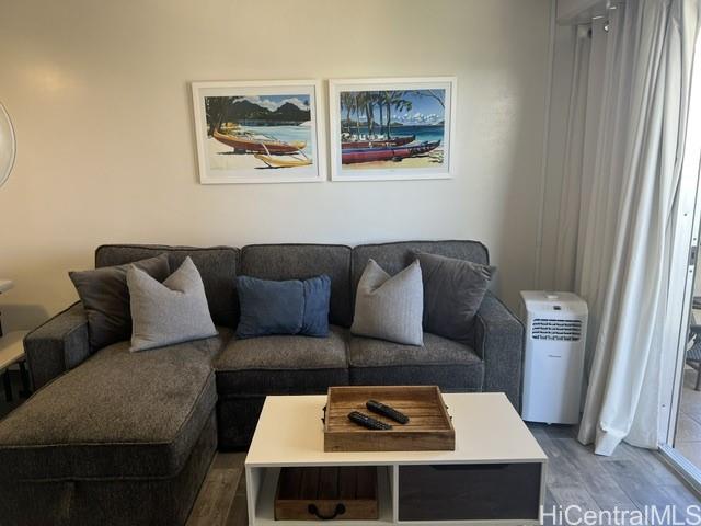 Royal Aloha condo # 1307, Honolulu, Hawaii - photo 5 of 20