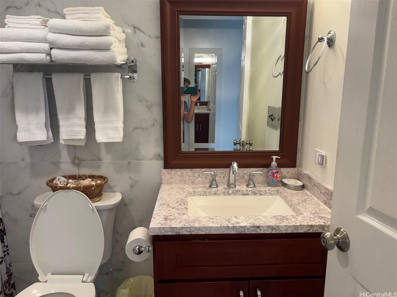 Royal aloha condo # 1308, Honolulu, Hawaii - photo 15 of 25