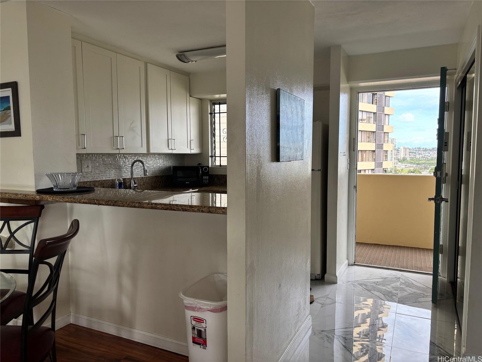 Royal aloha condo # 1308, Honolulu, Hawaii - photo 16 of 25