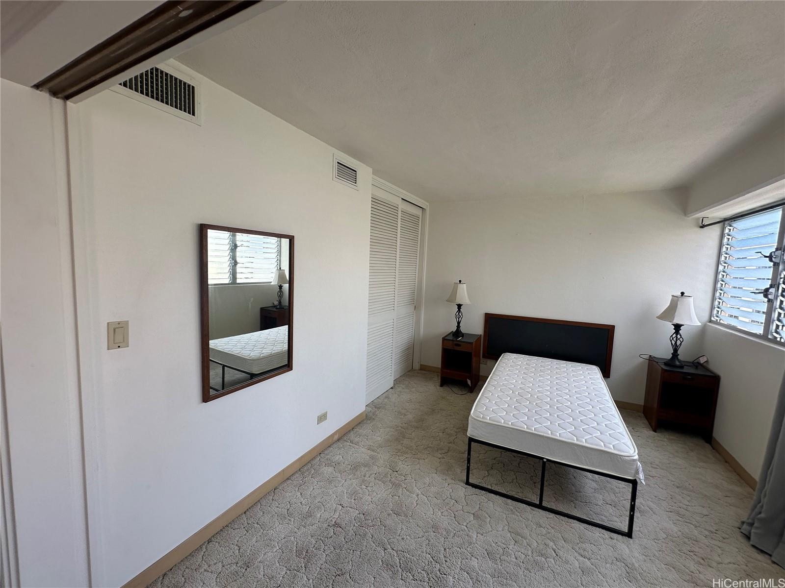 1909 Ala Wai Blvd Honolulu - Rental - photo 6 of 15