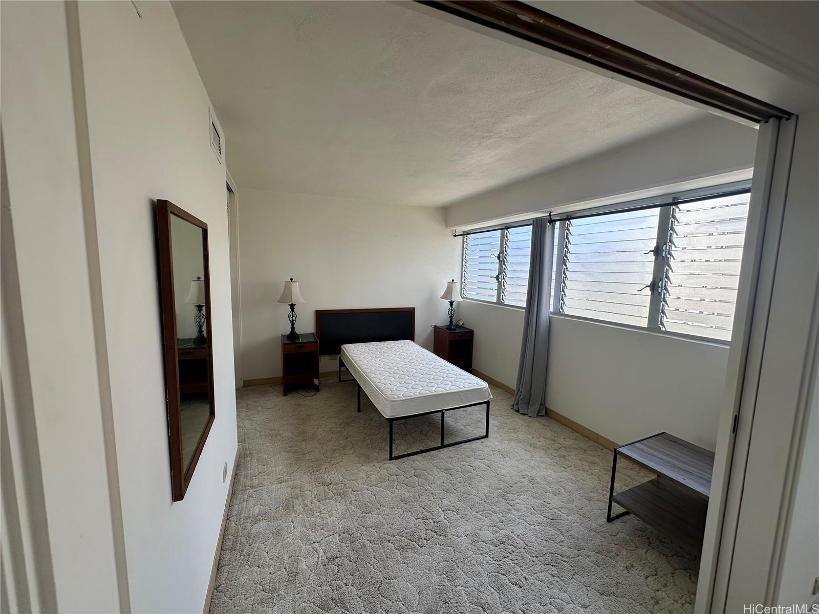 1909 Ala Wai Blvd Honolulu - Rental - photo 7 of 15