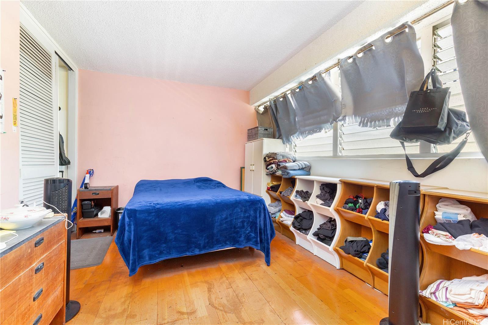 Royal Aloha condo # 410, Honolulu, Hawaii - photo 5 of 14