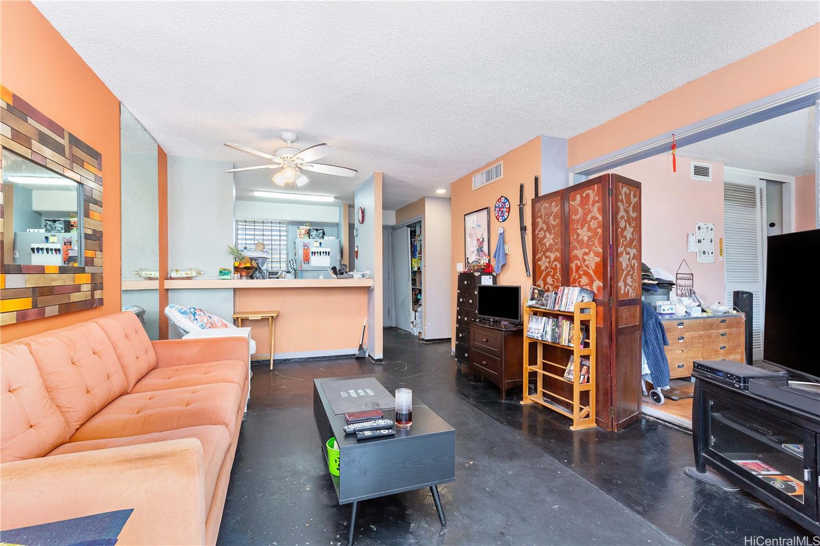 Royal Aloha condo # 410, Honolulu, Hawaii - photo 5 of 15