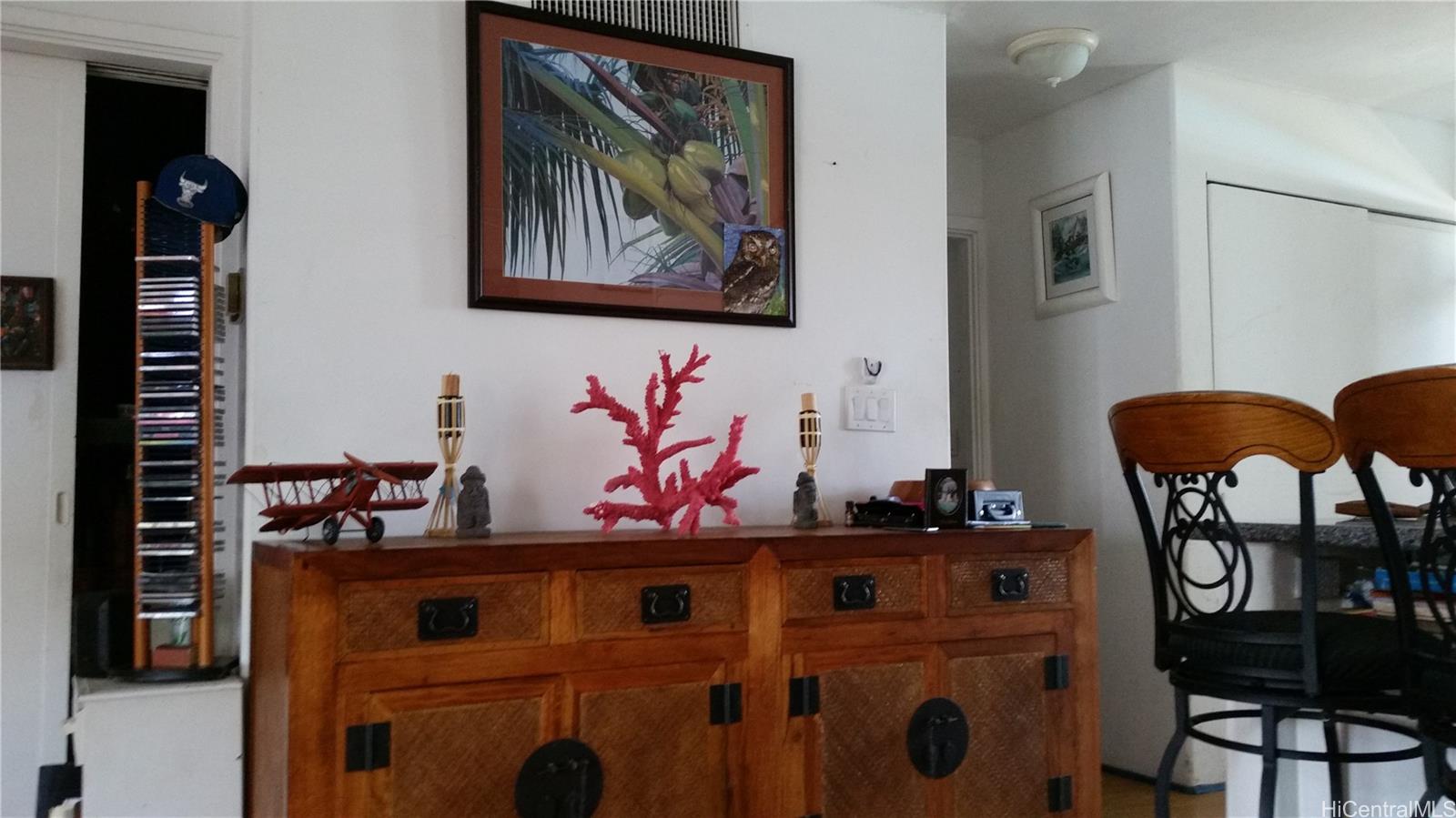 Royal Aloha condo # 509, Honolulu, Hawaii - photo 23 of 25