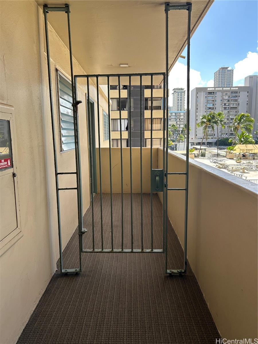 Royal Aloha condo # 604, Honolulu, Hawaii - photo 4 of 25