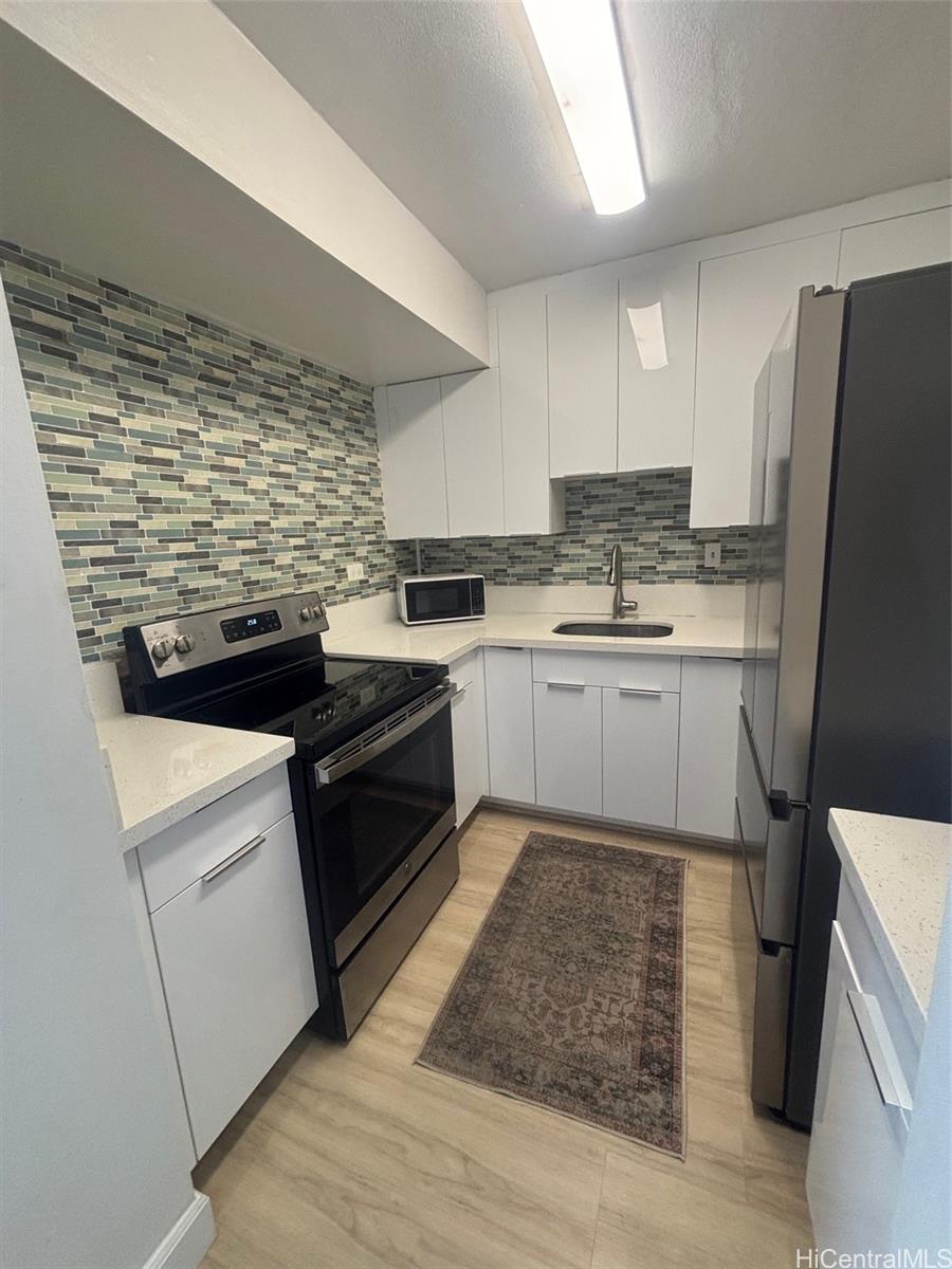 Royal Aloha condo # 802, Honolulu, Hawaii - photo 2 of 11