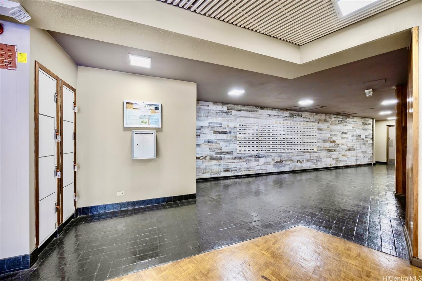 Royal Aloha condo # 804, Honolulu, Hawaii - photo 22 of 25