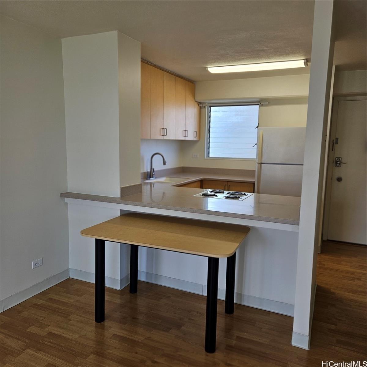 Royal Aloha condo # 806, Honolulu, Hawaii - photo 13 of 16