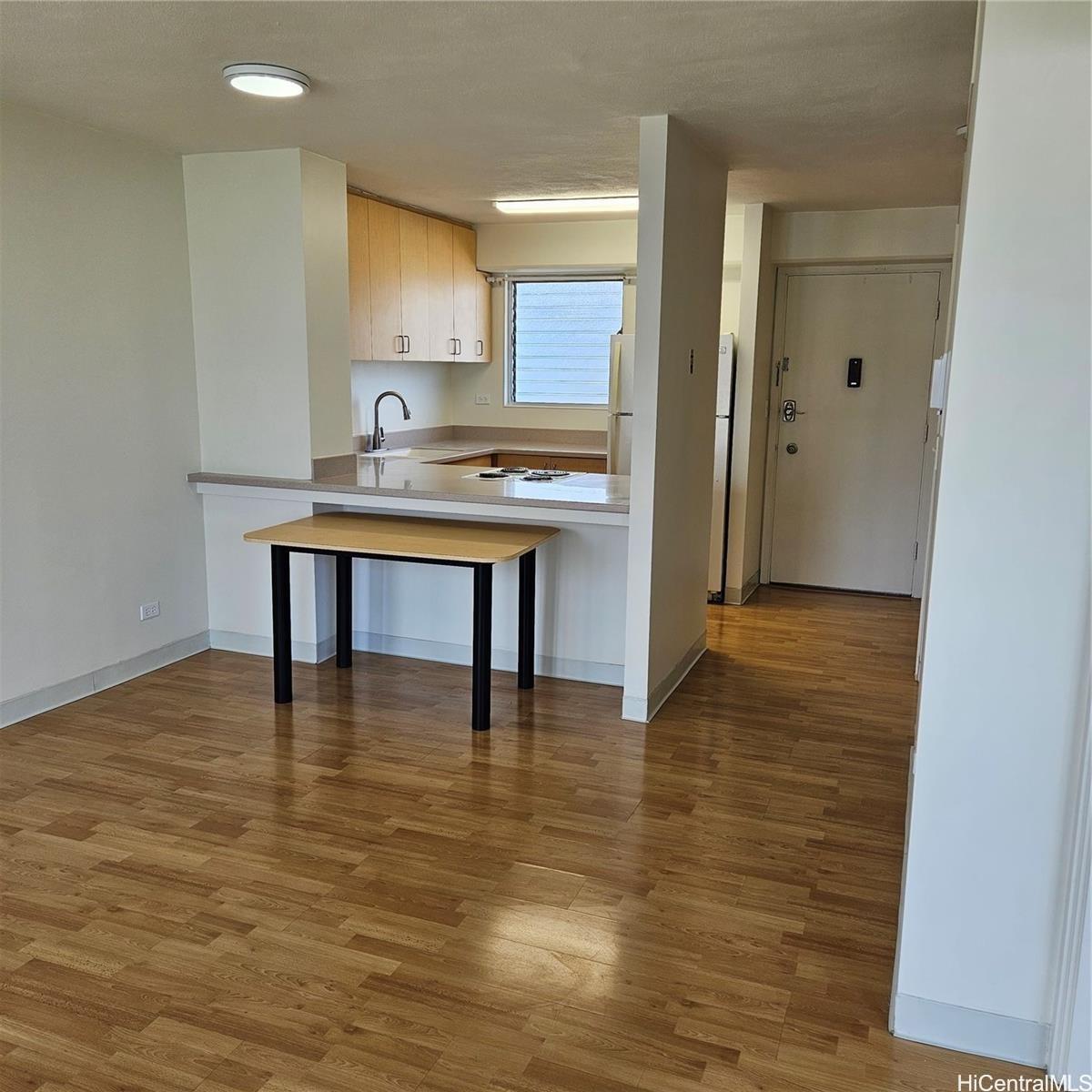 Royal Aloha condo # 806, Honolulu, Hawaii - photo 9 of 16