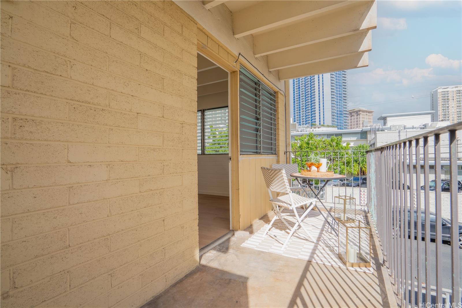 1909 Kahakai Drive Honolulu - Multi-family - photo 16 of 25