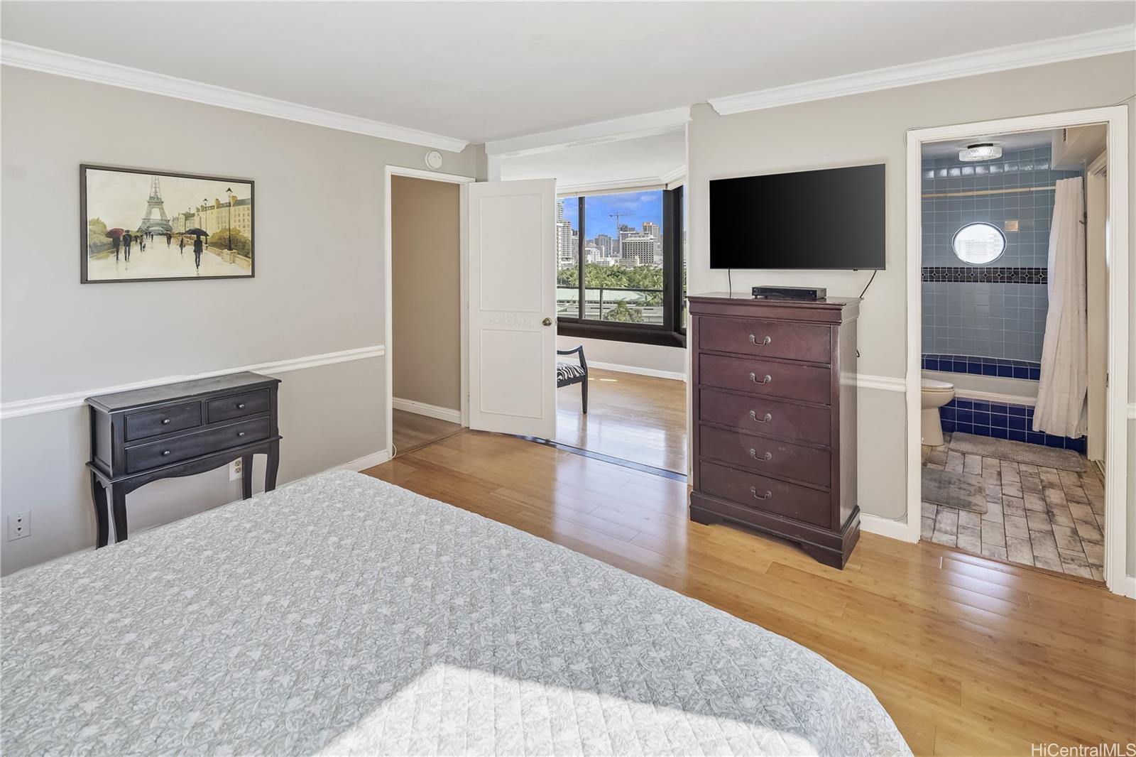 Canterbury Pl condo # 10B, Honolulu, Hawaii - photo 15 of 23