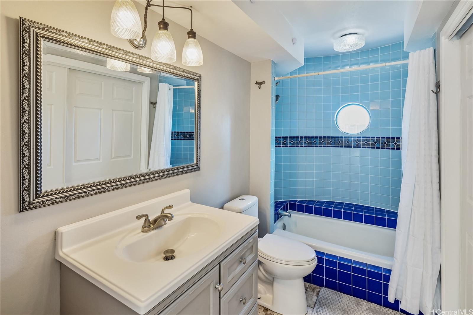 Canterbury Pl condo # 10B, Honolulu, Hawaii - photo 16 of 23