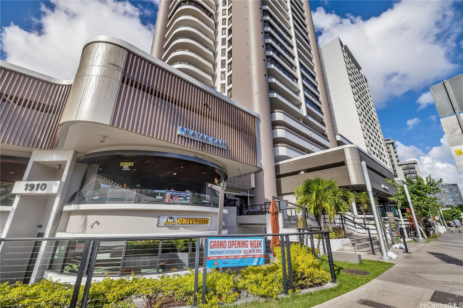 Canterbury Pl condo # 10B, Honolulu, Hawaii - photo 20 of 23