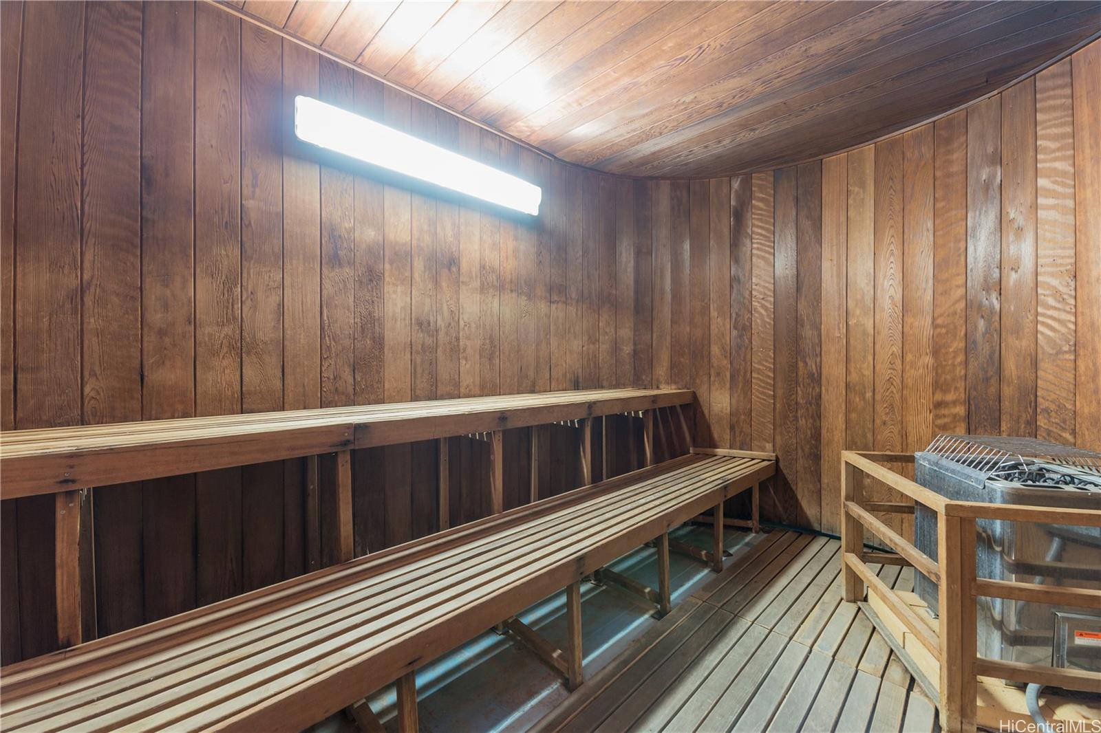 Canterbury Pl condo # 10B, Honolulu, Hawaii - photo 22 of 23