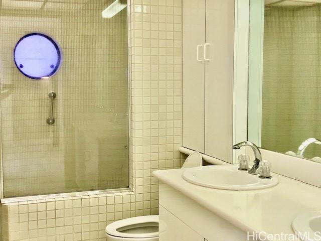 1910 Ala Moana Blvd Honolulu - Rental - photo 8 of 10