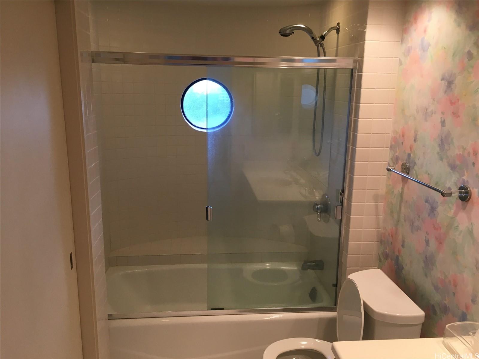 Canterbury Pl condo # 14C, Honolulu, Hawaii - photo 12 of 22