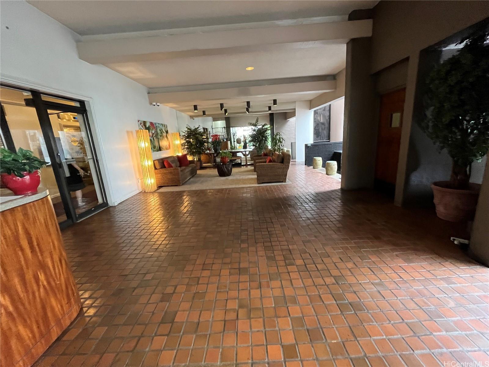 Canterbury Pl condo # 14C, Honolulu, Hawaii - photo 16 of 22