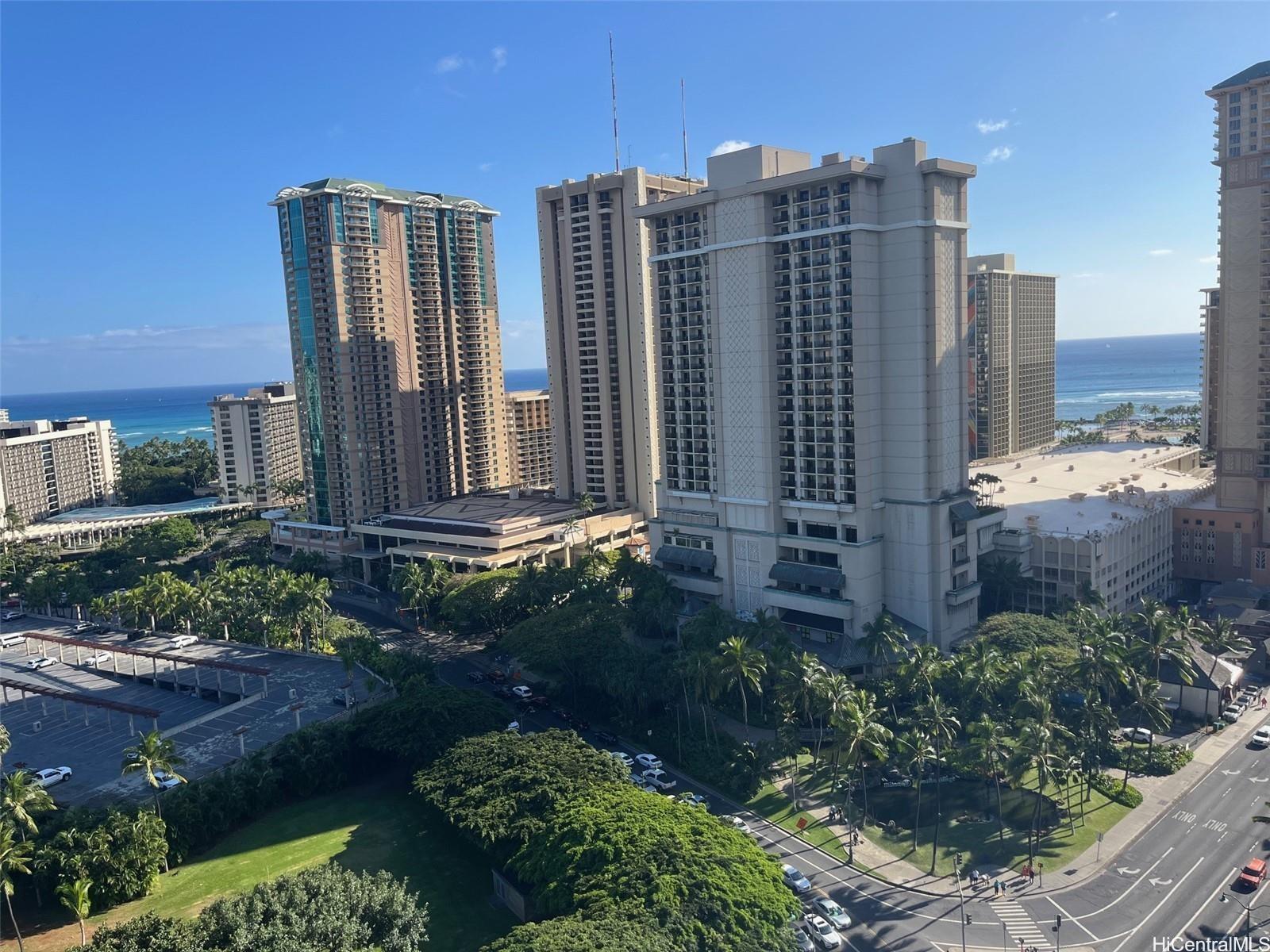 Canterbury Pl condo # 14C, Honolulu, Hawaii - photo 3 of 22