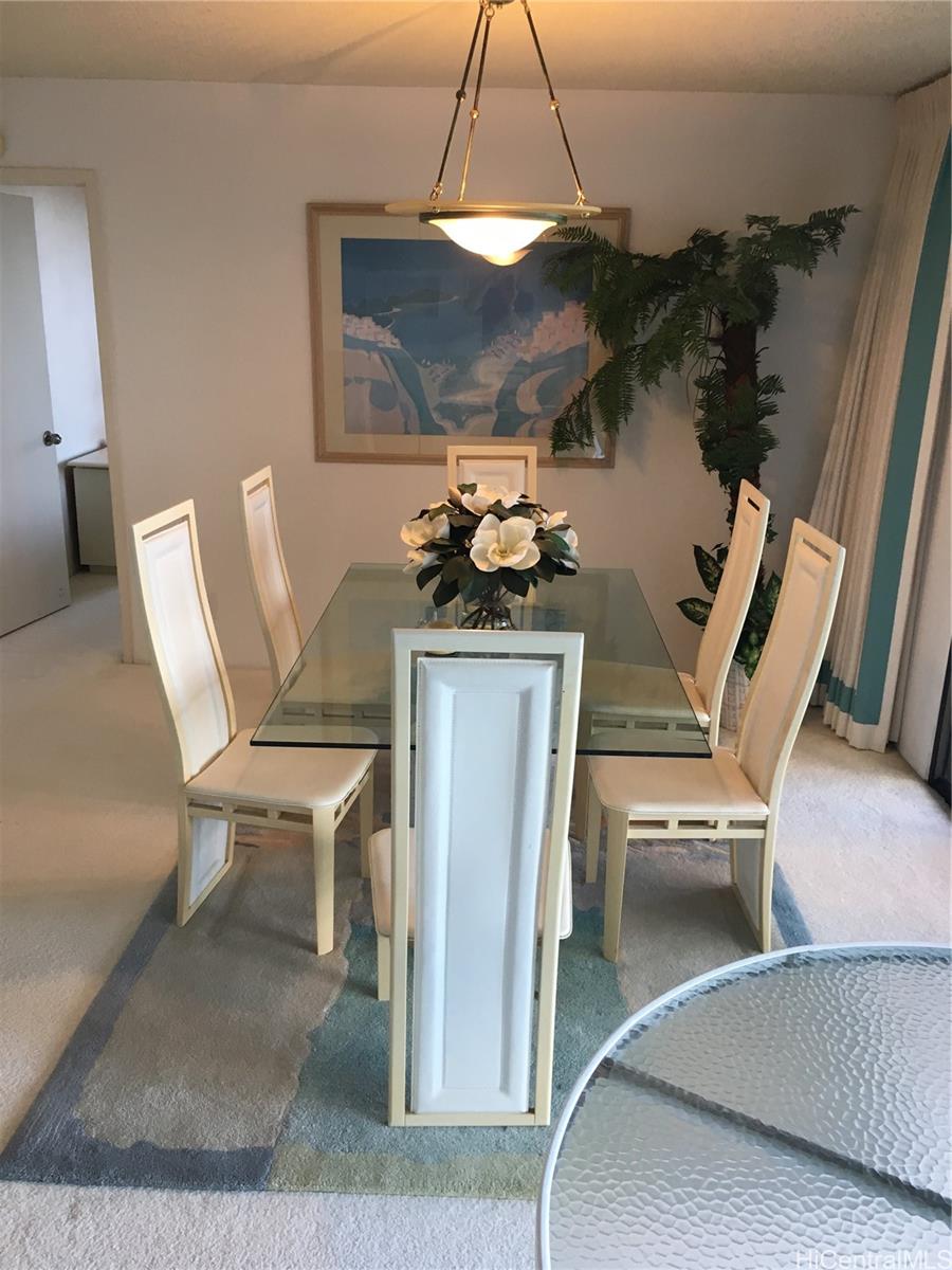 Canterbury Pl condo # 14C, Honolulu, Hawaii - photo 10 of 22
