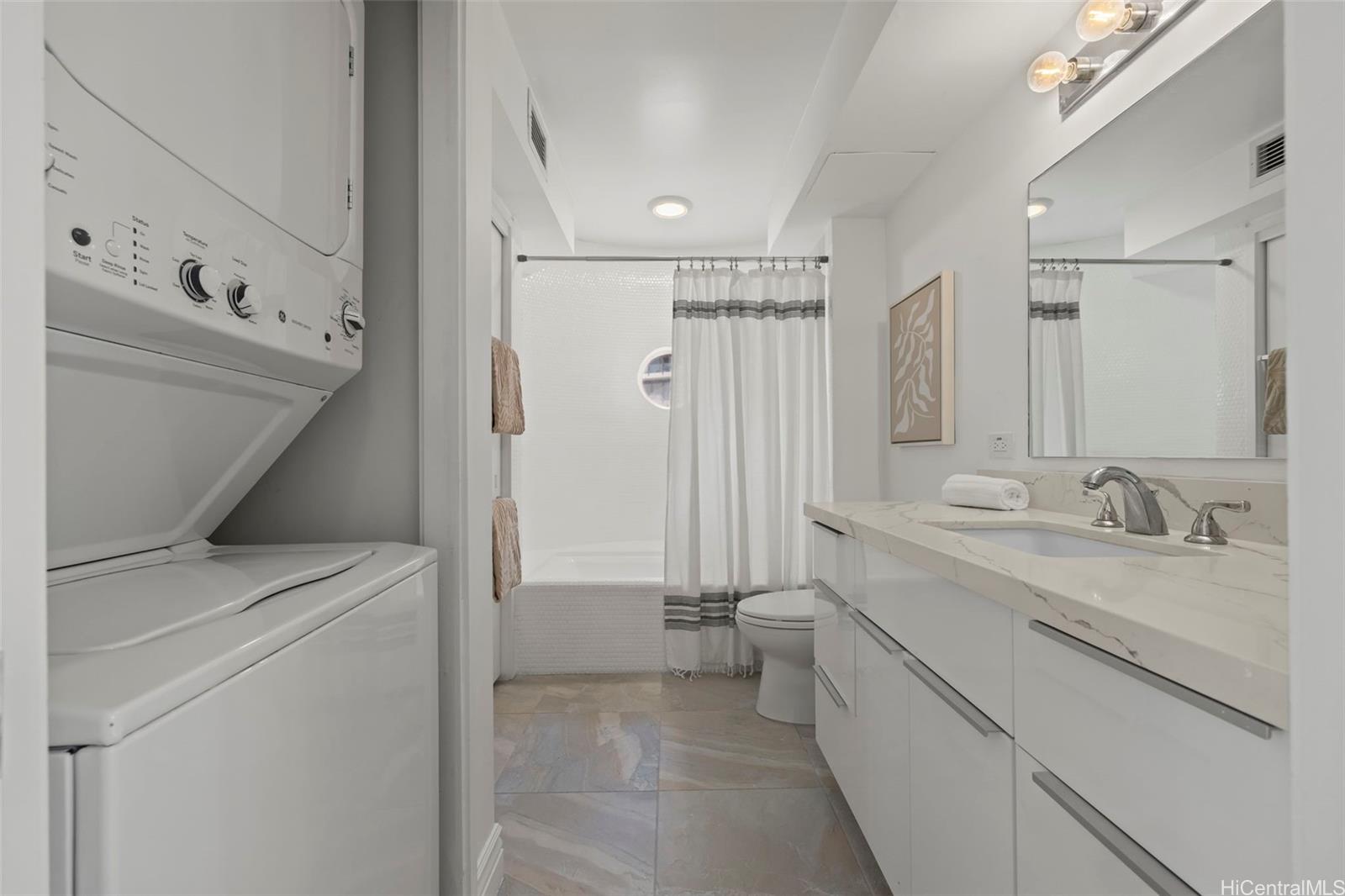 Canterbury Pl condo # 16A, Honolulu, Hawaii - photo 13 of 22