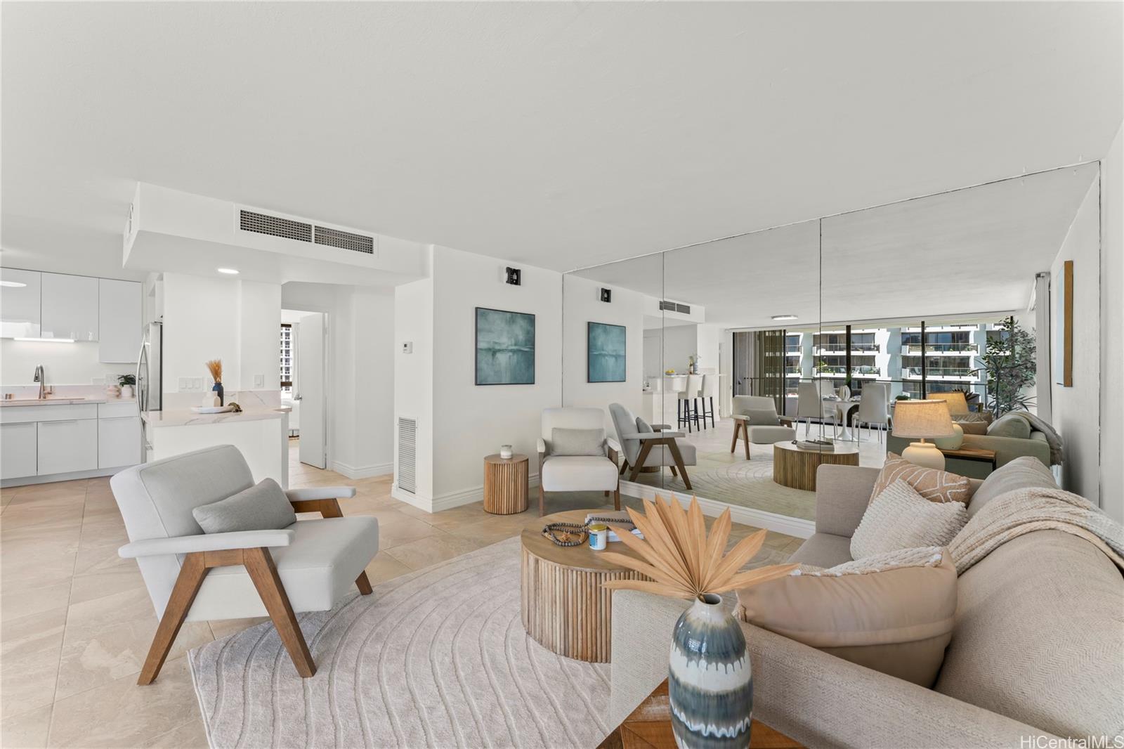 Canterbury Pl condo # 16A, Honolulu, Hawaii - photo 6 of 22